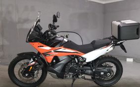 KTM 890 ADVENTURE	 2023 TS640