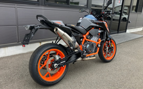 KTM 890 DUKE R 2022 TU940