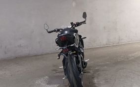 TRIUMPH STREET TRIPLE RS HDA614