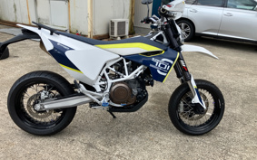 OTHER HUSQUARNA 701SUPERMOTO 2016 701SMUST47