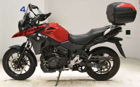 SUZUKI Vｽﾄﾛｰﾑ250