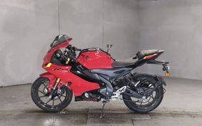 YAMAHA YZF-R15 RG67