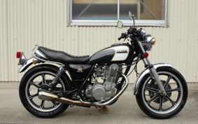 YAMAHA SR500-1 1982 2J2