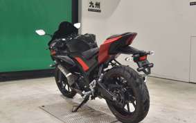 YAMAHA YZF-R15 2023