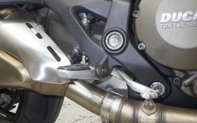 DUCATI M1200S 2015