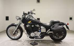 HONDA SHADOW 750 SLASHER 2002 RC48