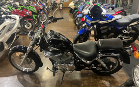 SUZUKI INTRUDER 250 VJ51A