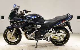 SUZUKI BANDIT 1200 S 2004 GV77A