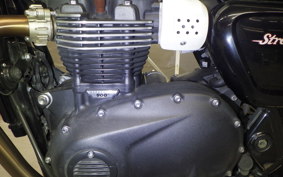TRIUMPH STREET TWIN 2017