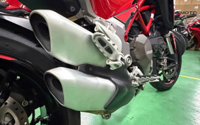 DUCATI MULTI STRADA 1200S 2015 AA02