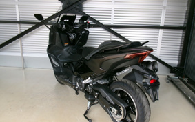 YAMAHA T-MAX 560 A TECHMAX 2025 SJ21J
