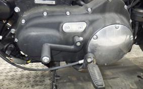 HARLEY XL883N 2010