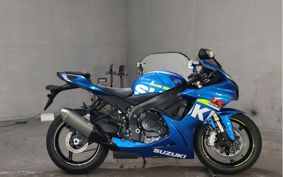 SUZUKI GSX-R750 C4111