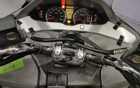 SUZUKI SKYWAVE 250M CJ45A