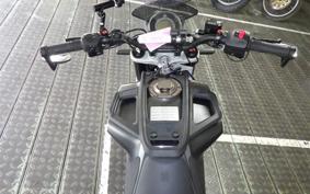 HUSQVARNA SVARTPILEN 401 2021