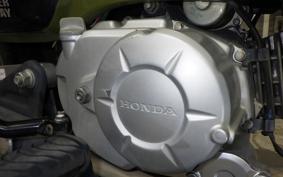 HONDA ｸﾛｽｶﾌﾞ50 2004 AA06