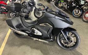 HONDA NM4 VULTUS -02 2015 RC82