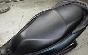YAMAHA N-MAX SEG6J