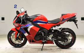 HONDA CBR600RR PC40