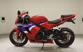 HONDA CBR600RR 2024 PC40
