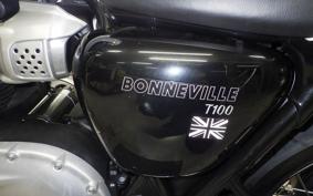 TRIUMPH BONNEVILLE T100 2020