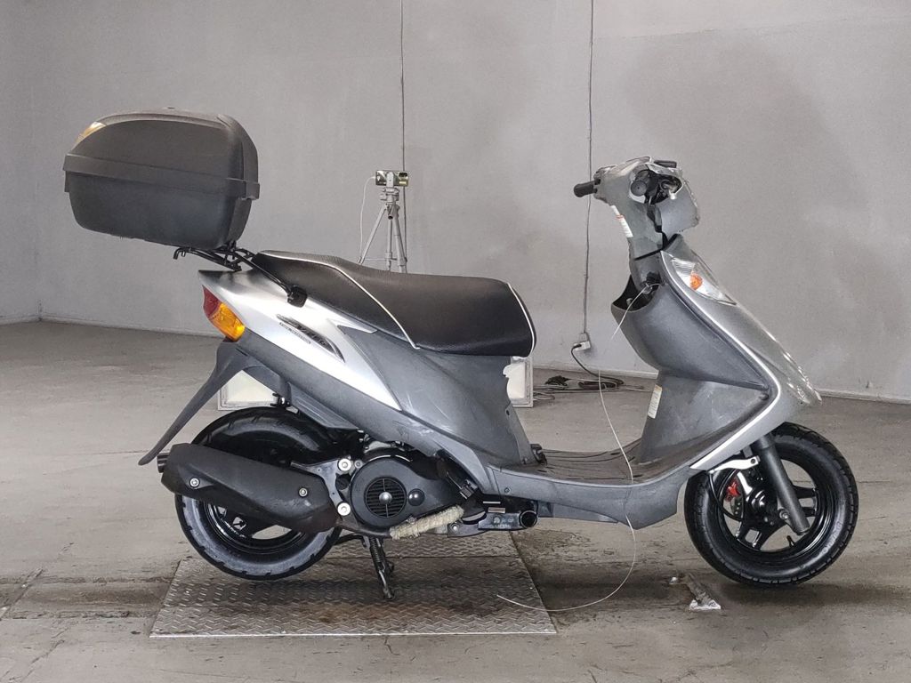 Фото Suzuki ADDRESS V125 с японского аукциона