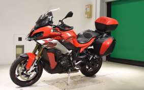 BMW S1000XR 2021
