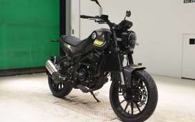 BENELLI レオンチーノ250