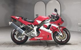 YAMAHA YZF-R1 2000 RN04