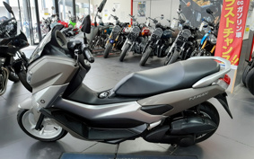 YAMAHA N-MAX SE86J