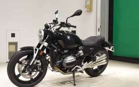 BMW R12 2025