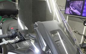 YAMAHA T-MAX 560 T 2025 SJ21J