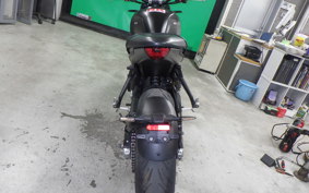 TRIUMPH TRIDENT 660 2022