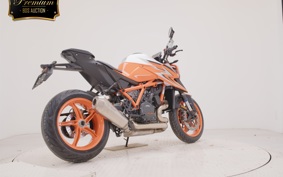 KTM 1290 SUPER DUKE R EVO