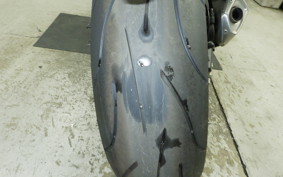 TRIUMPH STREET TRIPLE 85 2013