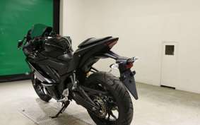 YAMAHA YZF-R25 A 2022 RG43J
