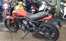 DUCATI SCRAMBLER SIXTY2 2018 KA00