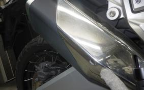 HONDA X-ADV 750 2018 RC95