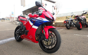HONDA CBR600RR ABS 2024 PC40