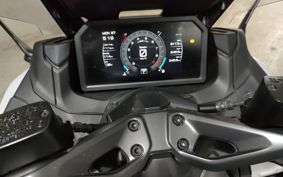 YAMAHA T-MAX 560 2025 SJ21J