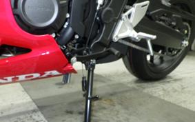 HONDA CBR650R E-Clutch 2025 RH17