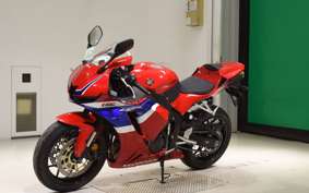 HONDA CBR600RR 2024 PC40
