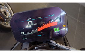 BMW S1000R 2024 0E51