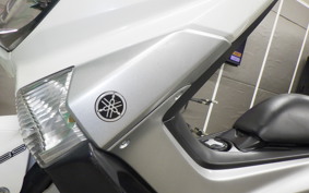 YAMAHA N-MAX SE86J