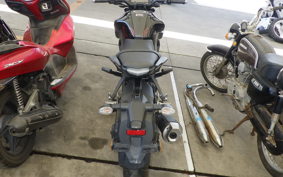 YAMAHA MT-15