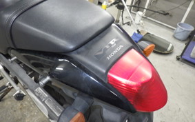 HONDA VTR 250 Gen. 2 2023 MC33