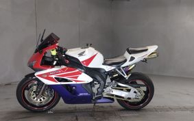 HONDA CBR1000RR SC57