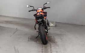 KTM 890 DUKE TU940