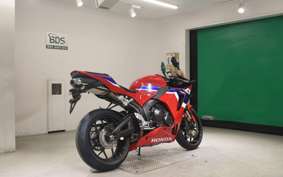 HONDA CBR600RR 2025 PC40