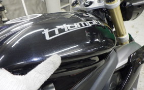 TRIUMPH STREET TRIPLE 85 2014